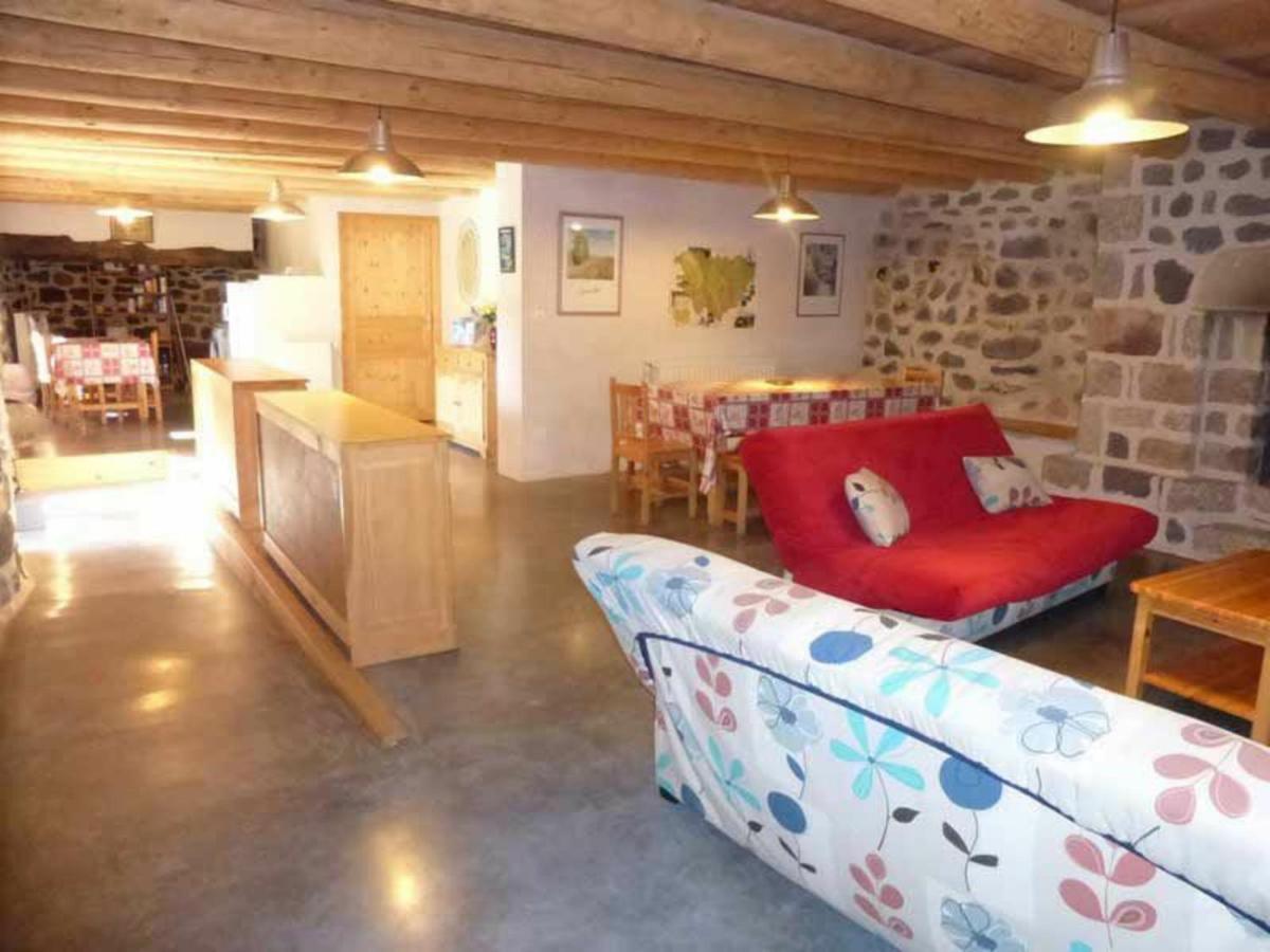 Gite Charmant Pour 8 Pers A Rauret Avec Cheminee, Terrasse Et Acces "Tourisme Et Handicap" - Fr-1-582-186 Dış mekan fotoğraf