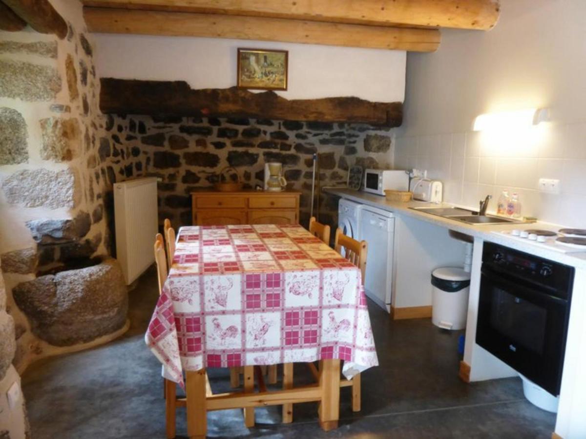 Gite Charmant Pour 8 Pers A Rauret Avec Cheminee, Terrasse Et Acces "Tourisme Et Handicap" - Fr-1-582-186 Dış mekan fotoğraf