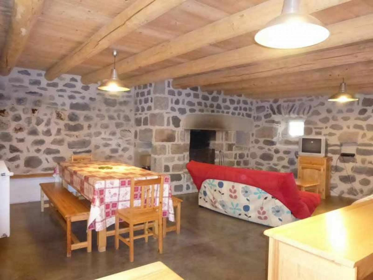 Gite Charmant Pour 8 Pers A Rauret Avec Cheminee, Terrasse Et Acces "Tourisme Et Handicap" - Fr-1-582-186 Dış mekan fotoğraf